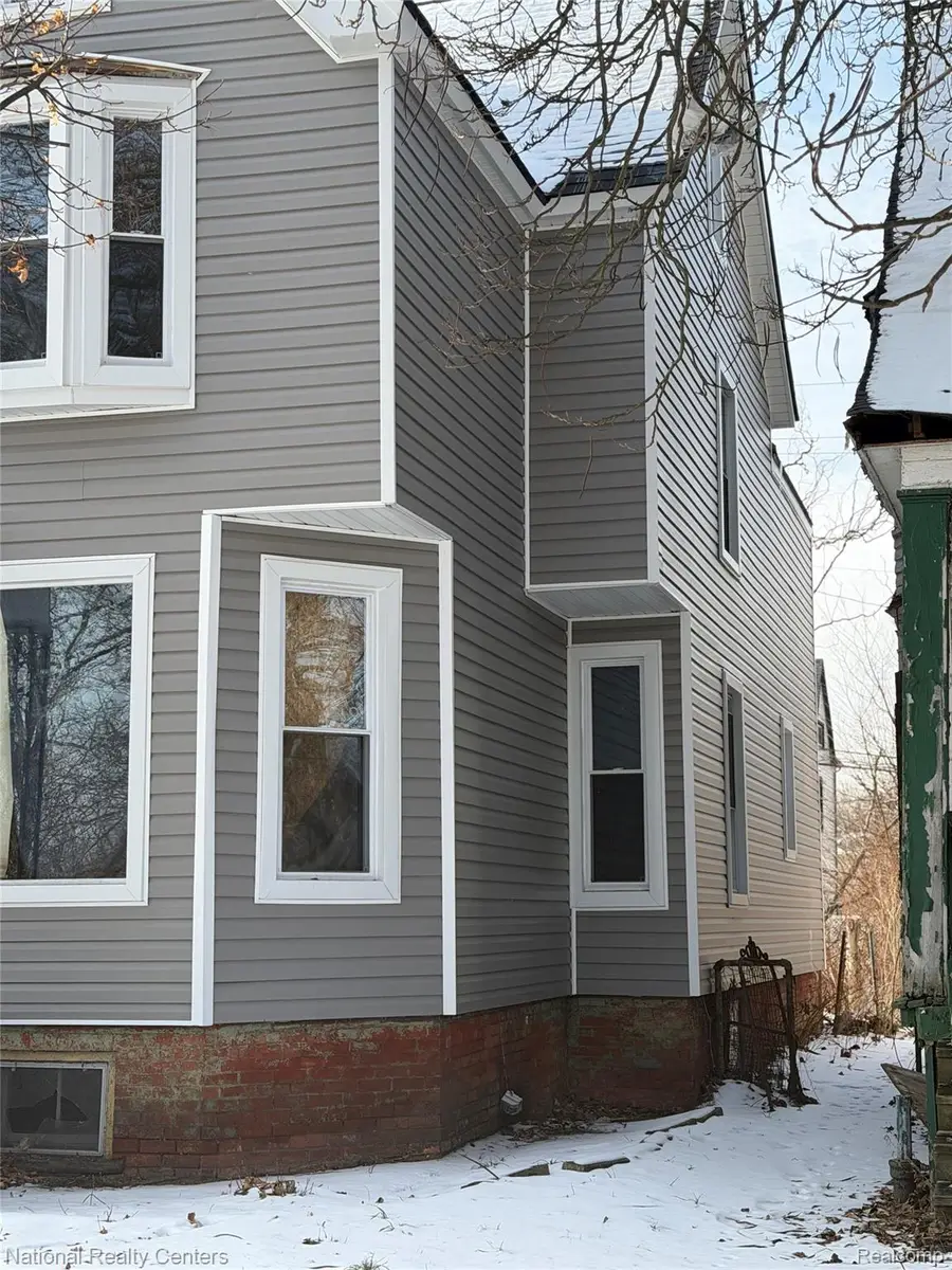 2131 Townsend Street, Detroit, MI 48214 - Image #3