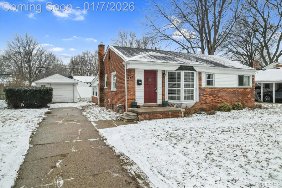 30451 Hathaway Street, Livonia, MI 48150 - Image #2