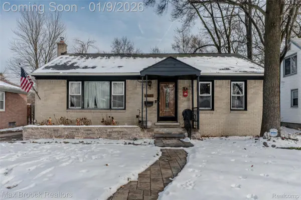 23220 Norwood Street, OakPark, MI 48237