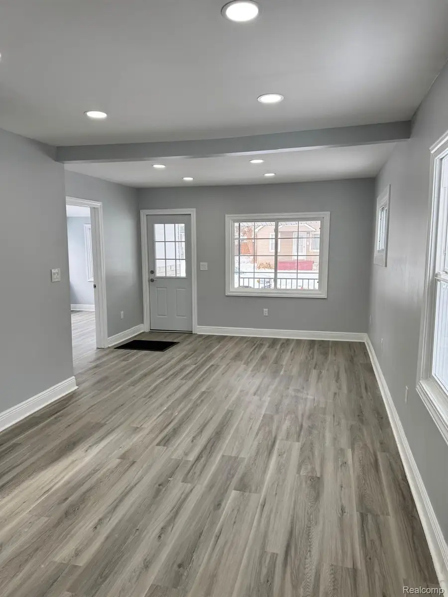 7236 Studebaker Avenue, Warren, MI 48091 - Image #3