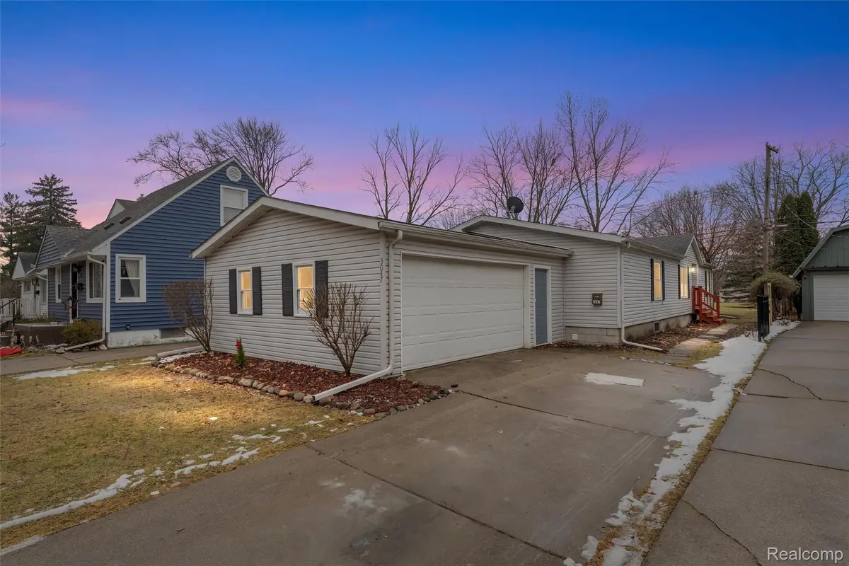 3047 Garden Avenue, Royal Oak, MI 48073 - Image #1