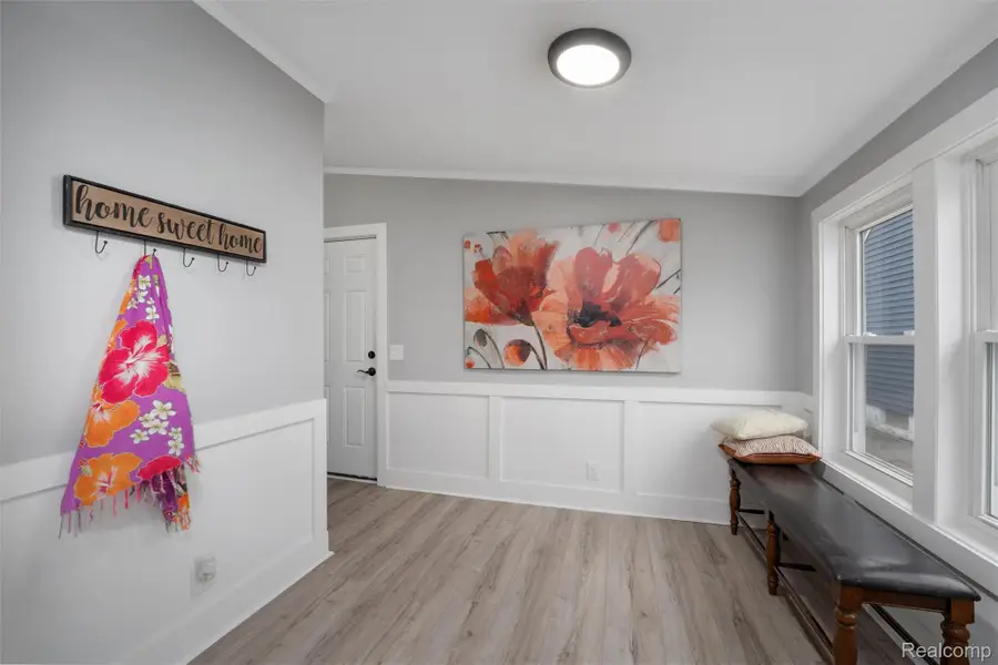 3047 Garden Avenue, Royal Oak, MI 48073 - Image #2