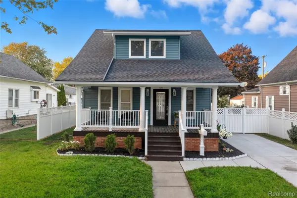 94 Kendrick Street, MtClemens, MI 48043