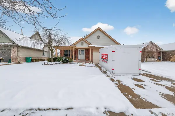 964 Henry Ruff Rd. Road, GardenCity, MI 48135