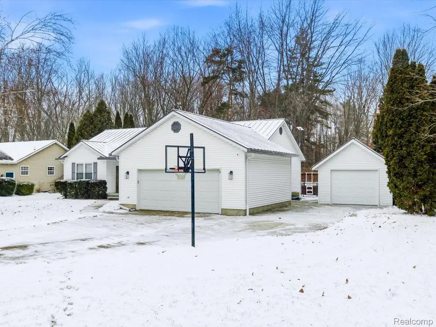 242 Forest Lane, Marysville, MI 48040 - Image #2
