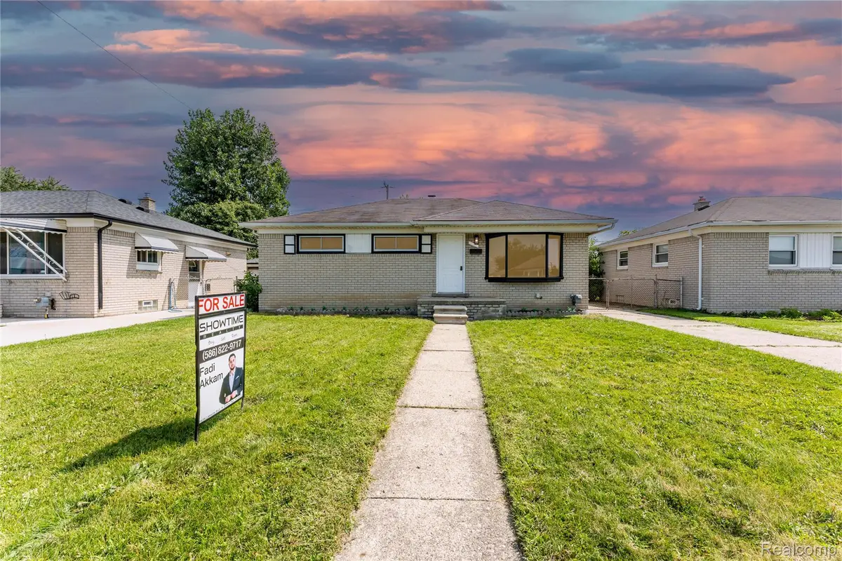 25184 Pattow Street, Roseville, MI 48066 - Image #1