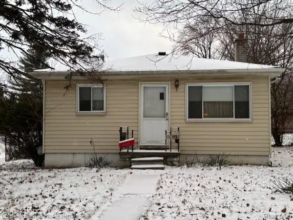 16101 Salem Street, Detroit, MI 48219