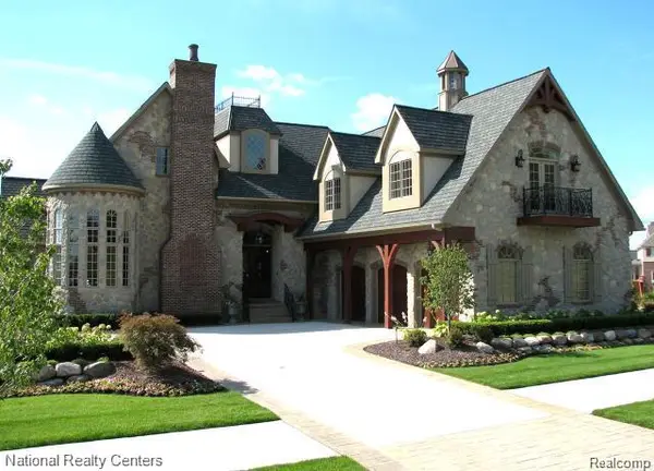 16745 Abby Circle, Northville, MI 48168