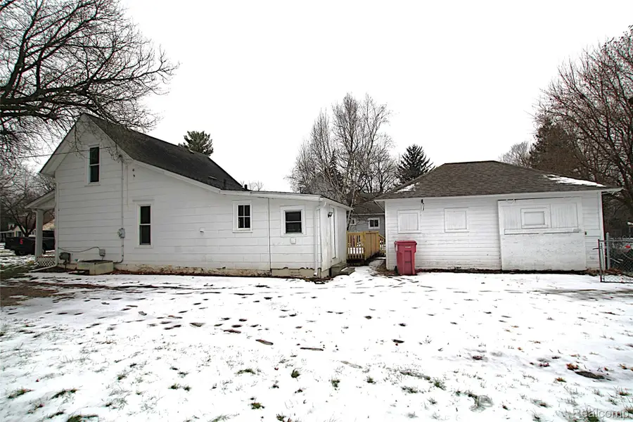703 Queen Street, Owosso, MI 48867 - Image #3