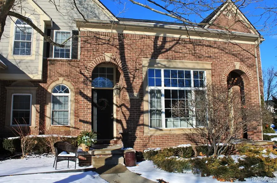 45679 N Stonewood Road #58, Canton, MI 48187 - Image #2