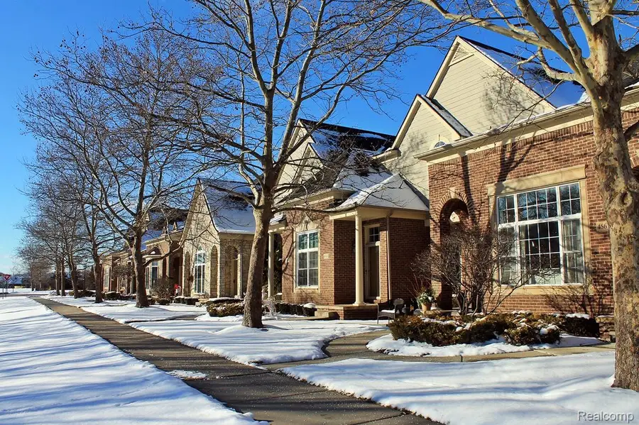 45679 N Stonewood Road #58, Canton, MI 48187 - Image #3