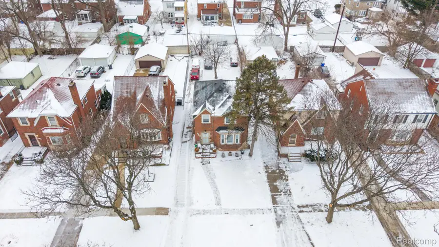 16735 Rosemont Avenue, Detroit, MI 48219 - Image #3