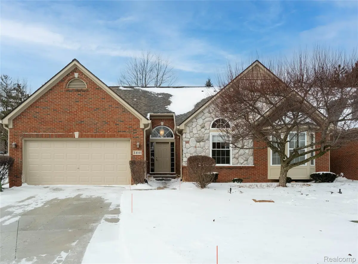 3841 Arbor Drive #86, Auburn Hills, MI 48326 - Image #1
