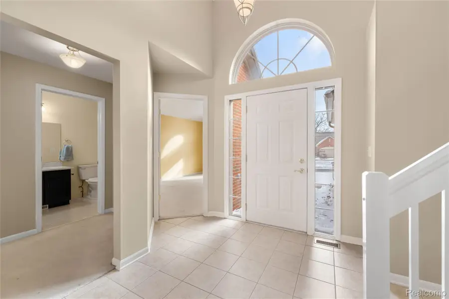 3841 Arbor Drive #86, Auburn Hills, MI 48326 - Image #3