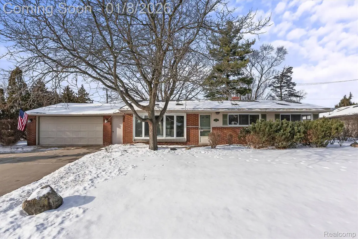 24383 N Le Bost Drive, Novi, MI 48375 - Image #1
