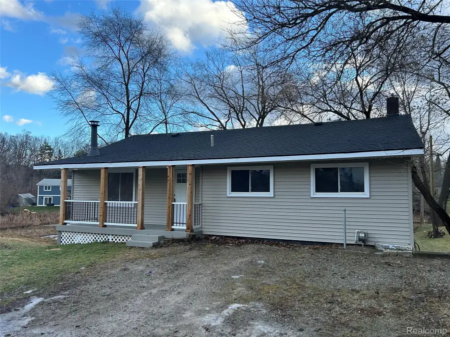 506 N Conklin Road, Orion, MI 48362 - Image #2