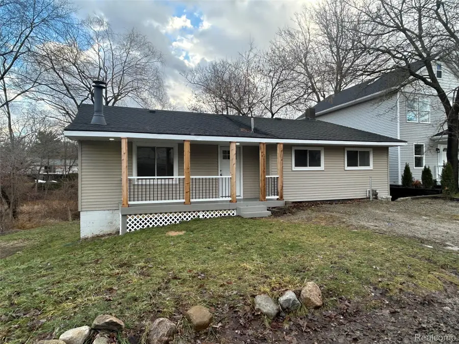 506 N Conklin Road, Orion, MI 48362 - Image #3