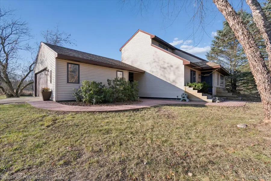 13875 Neal Road, Davisburg, MI 48350 - Image #3