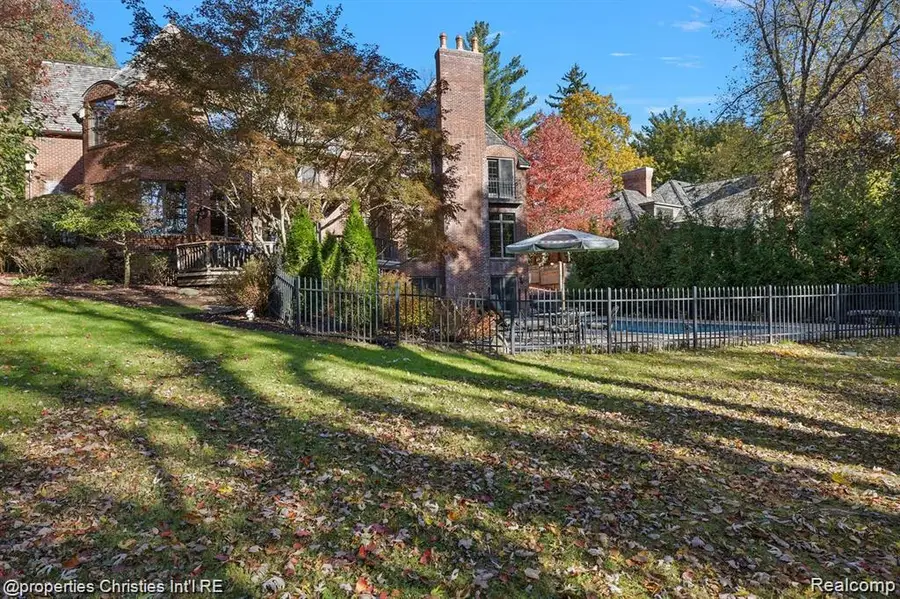 633 Hawthorne Street, Birmingham, MI 48009 - Image #3