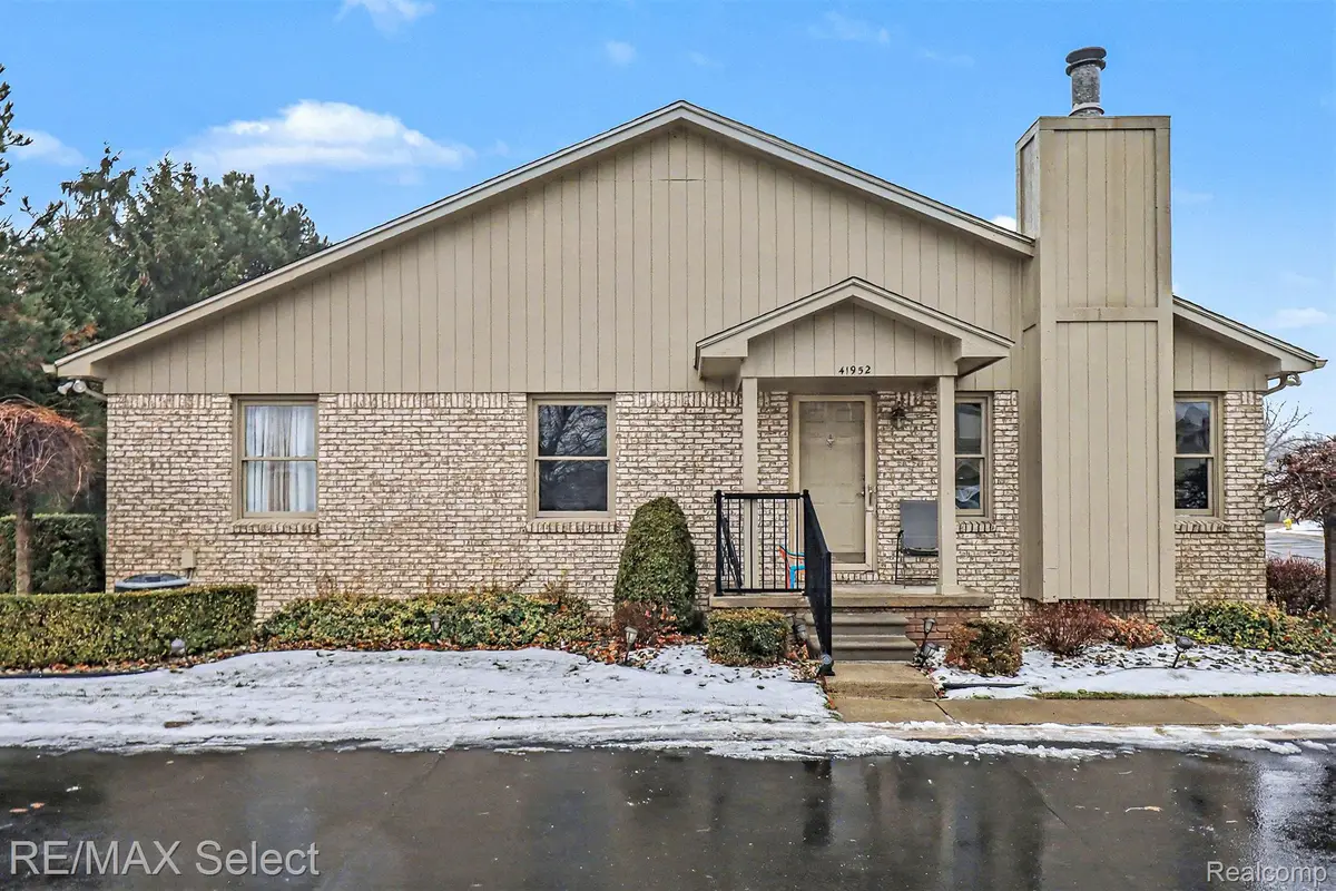 41952 King Edward Court, Clinton Charter Township, MI 48038 - Image #1