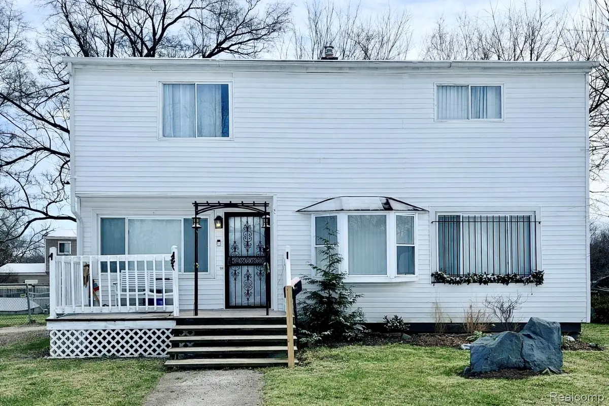 3802 Milbourne Avenue, Flint, MI 48504 - Image #1