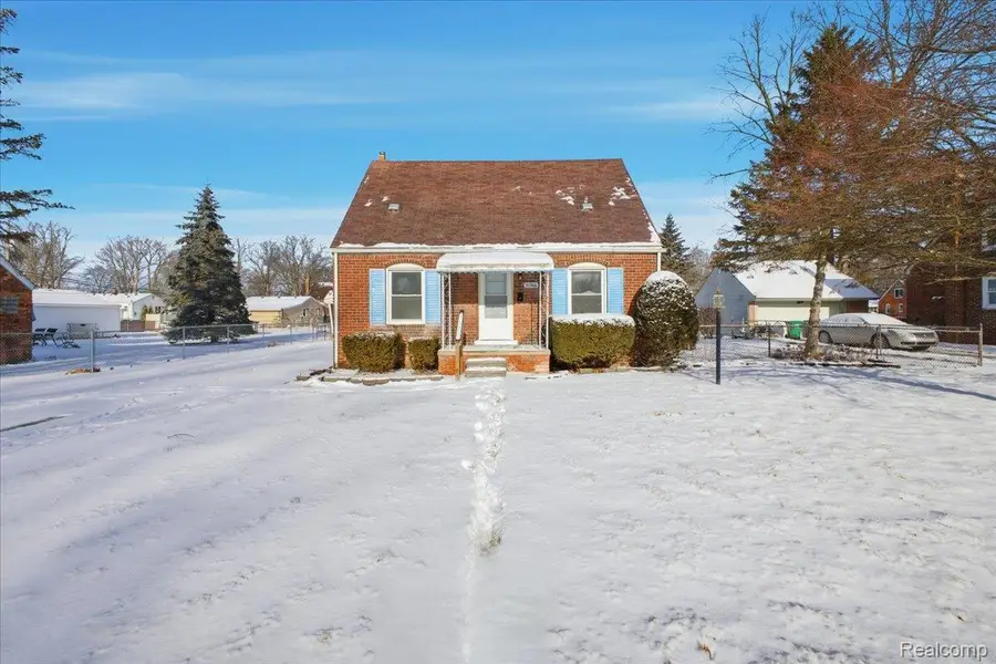 31966 Rosslyn Avenue, Garden City, MI 48135 - Image #3