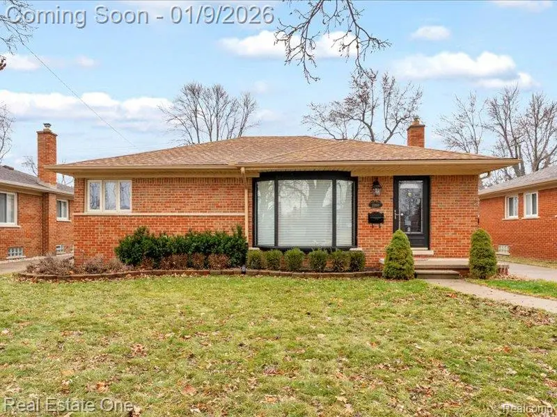 21100 Yale Street, Saint Clair Shores, MI 48081 - Image #1