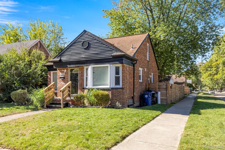 10053 Riverdale, Redford, MI 48239 - Image #3