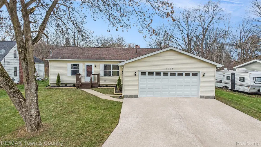 2212 Noble Avenue, Flint, MI 48532 - Image #2