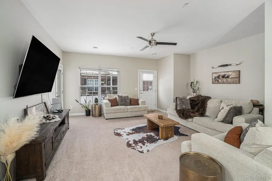 911 Watercress Lane, Fenton, MI 48430 - #3