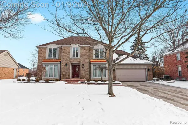 20218 Edgewood Avenue, Livonia, MI 48152