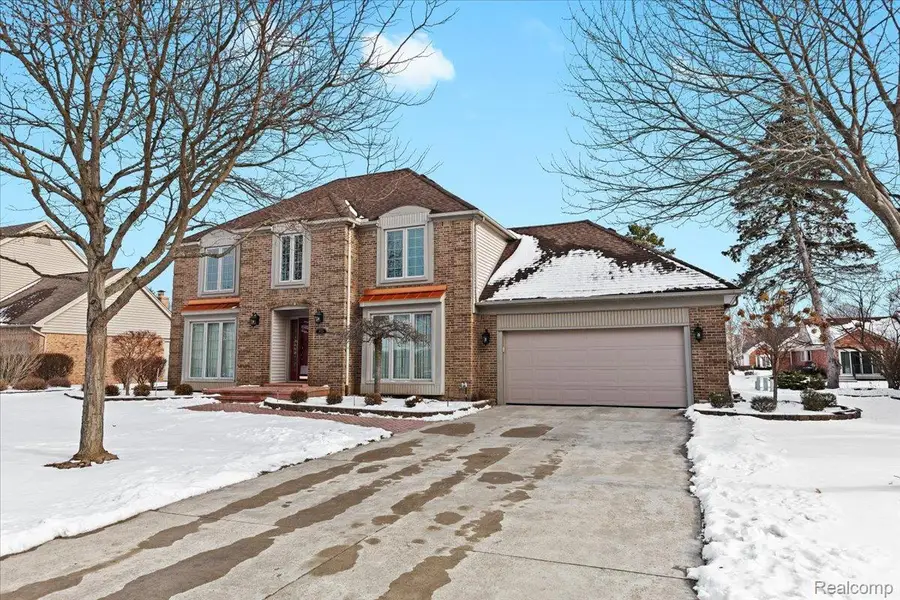 20218 Edgewood Avenue, Livonia, MI 48152 - Image #2