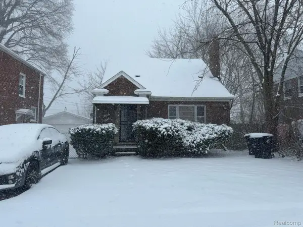 20920/2 Moross Road, GrossePointe, MI 48236