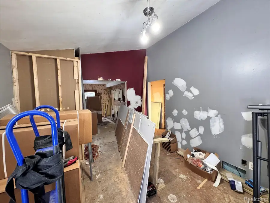 12210 W Washington Avenue, Mount Morris, MI 48458 - Image #2