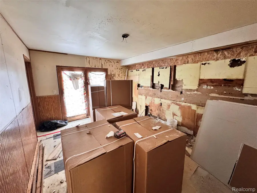 12210 W Washington Avenue, Mount Morris, MI 48458 - Image #3