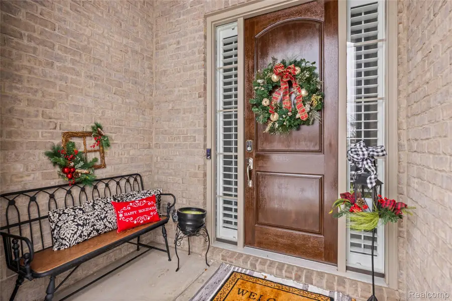 6506 Legacy Woods Trail, West Bloomfield, MI 48322 - Image #2