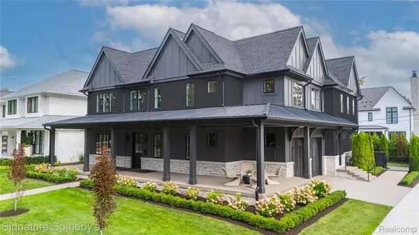 1120 Lyonhurst Street, Birmingham, MI 48009