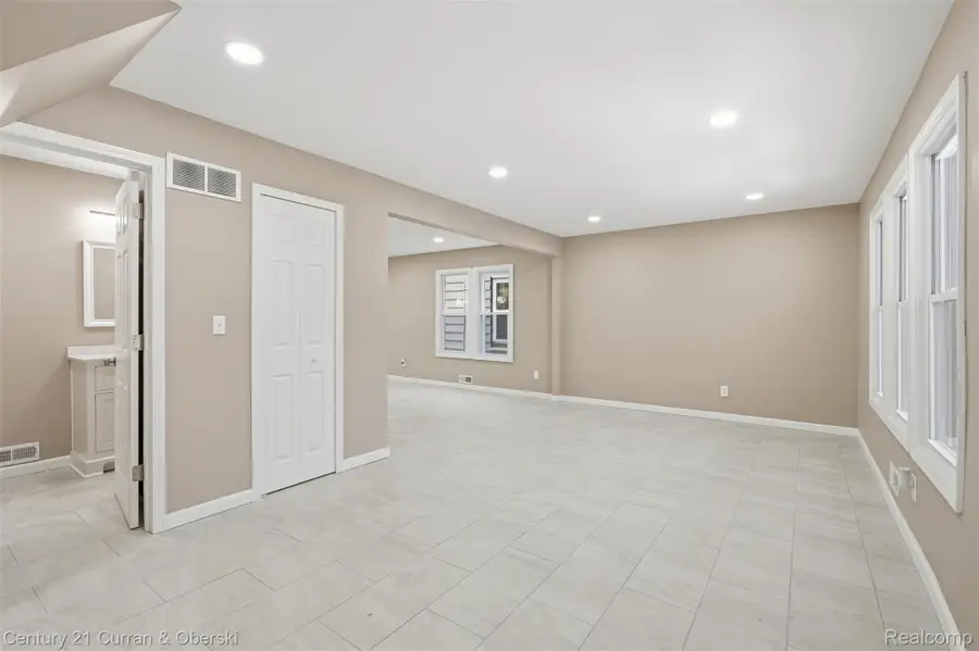 8063 Gartner Street, Detroit, MI 48209 - Image #3