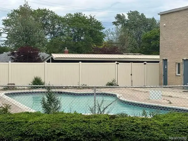 7350 N Inkster Road #10, Dearborn Heights, MI 48127 - Image #2