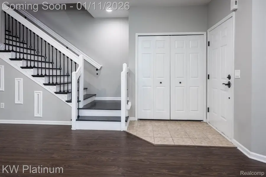 3835 Cherry Creek Lane, Sterling Heights, MI 48314 - Image #2