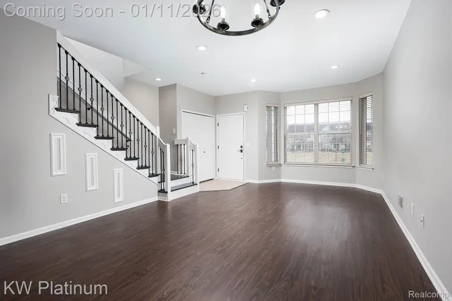3835 Cherry Creek Lane, Sterling Heights, MI 48314 - Image #3