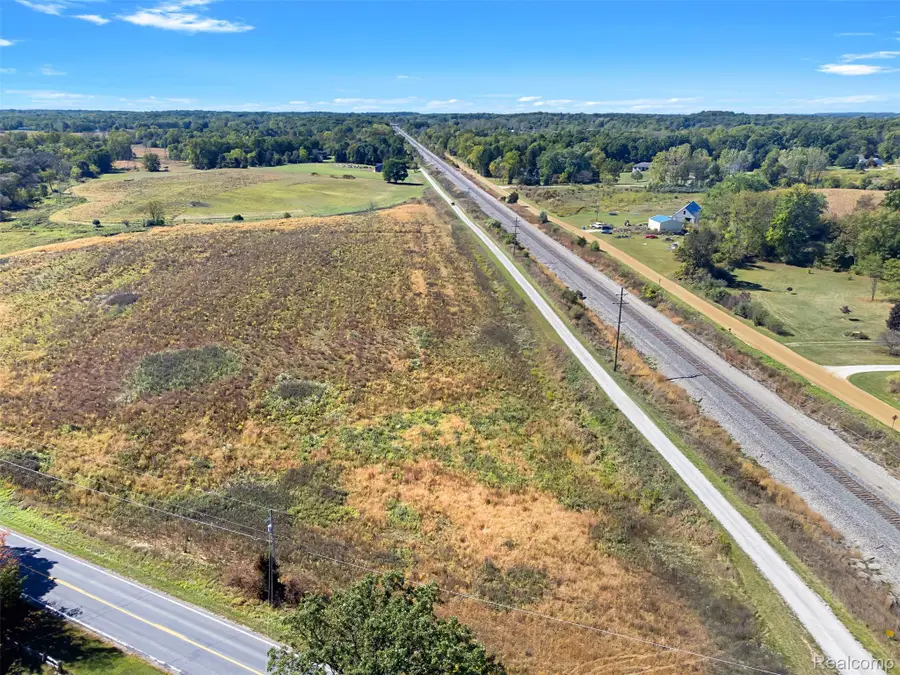 890 Pierce Road, Chelsea, MI 48118 - Image #3