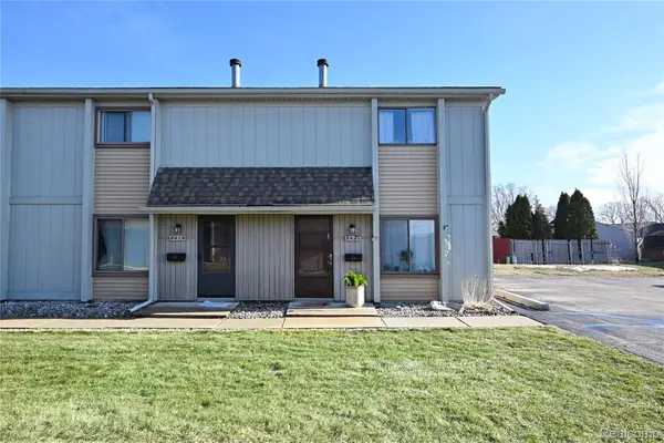 2421 Samoset Road, RoyalOak, MI 48073