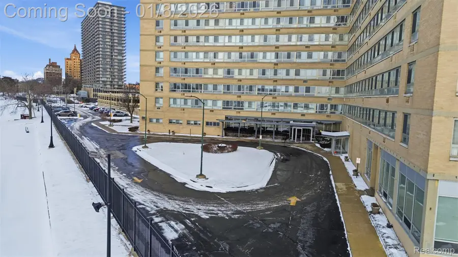 8900 E Jefferson Avenue #603, Detroit, MI 48214 - Image #2