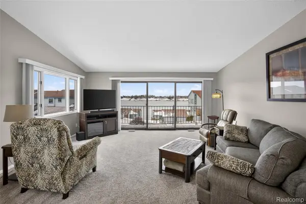 1715 River Road #77, StClair, MI 48079