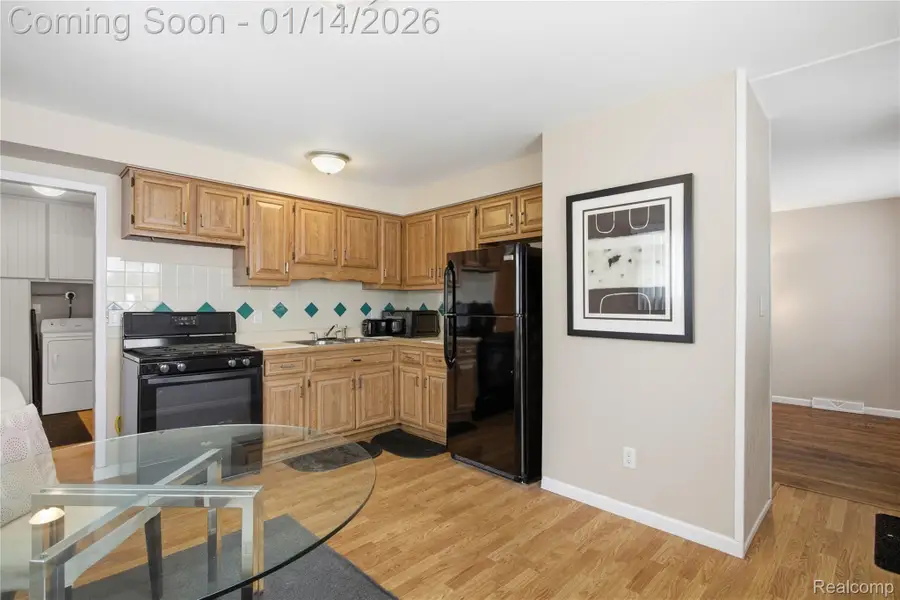 18634 Common Road, Roseville, MI 48066 - Image #3