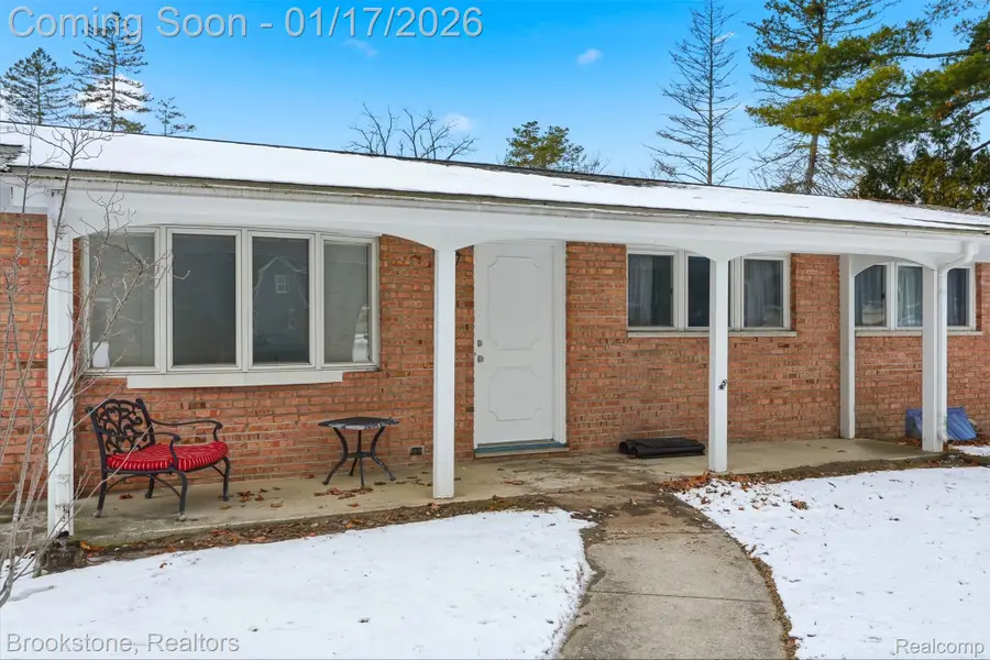 12 Iota Place, Saginaw, MI 48638 - Image #2