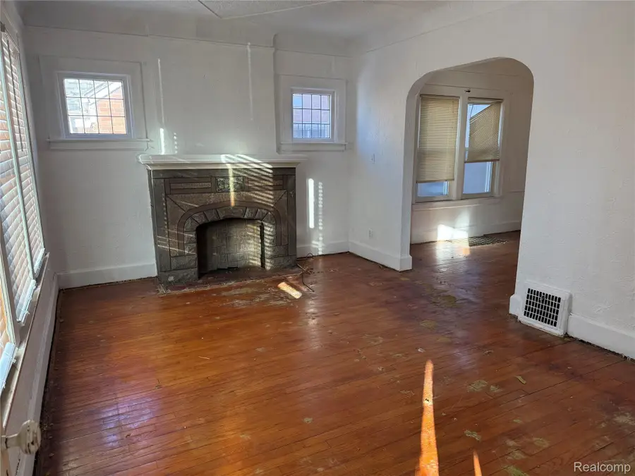 14884 Hartwell Street, Detroit, MI 48227 - Image #3