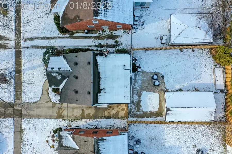 1456 Aline Drive, Grosse Pointe Woods, MI 48236 - Image #3