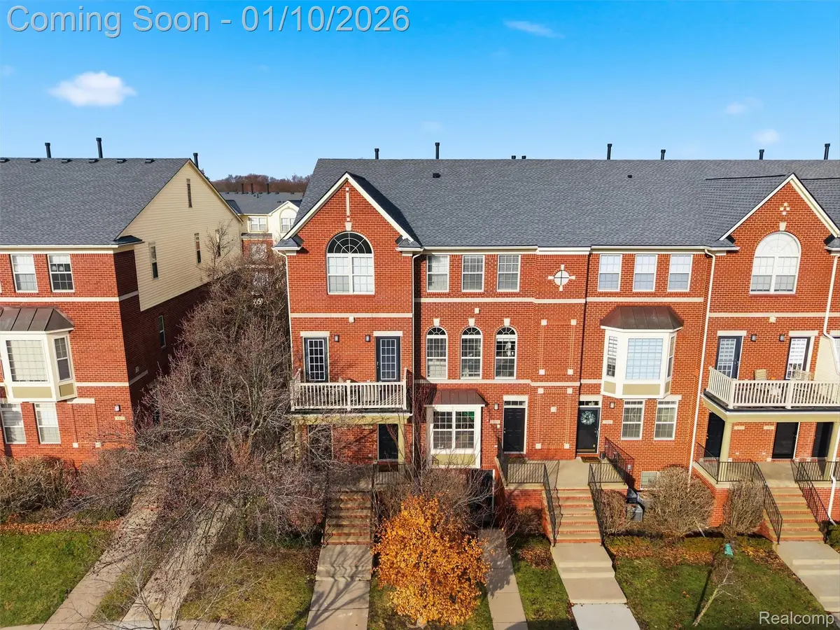 3227 Camden Drive, Troy, MI 48084 - Image #1